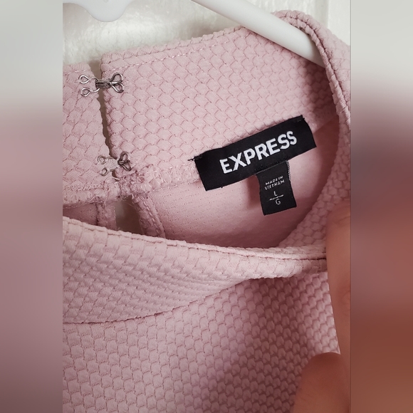 Express sleevless blouse - Picture 2 of 3